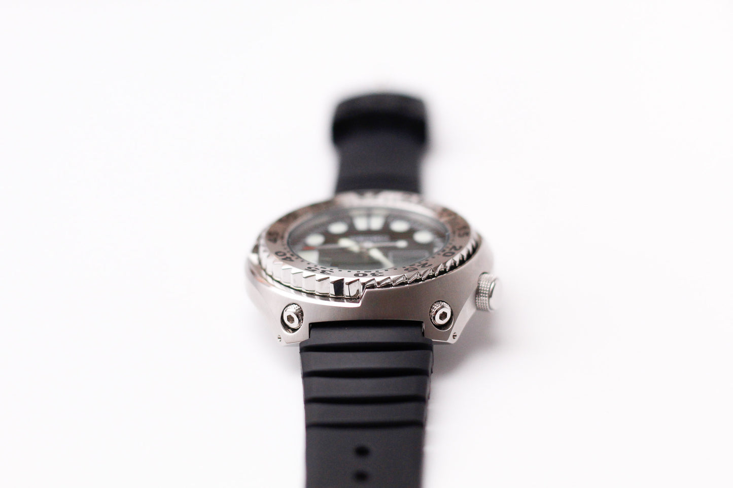 [Near Mint] 2006 Seiko Quartz 'Sawtooth' Matte Black Dial Men's Wrist-Watch