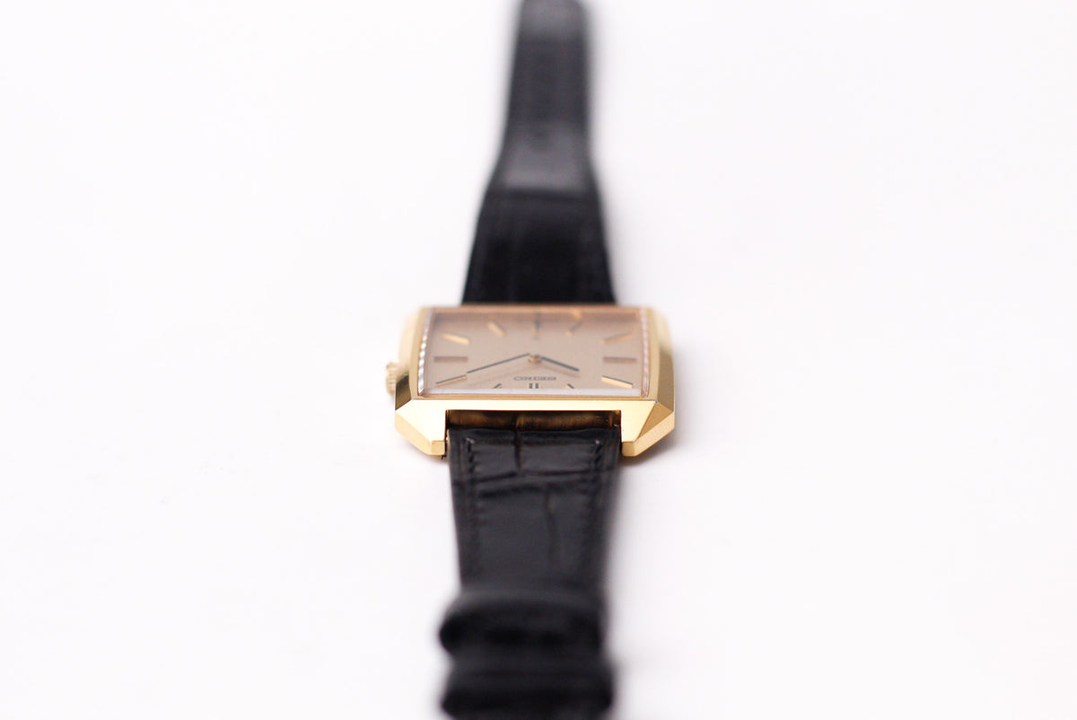 1976 Seiko Mechanical Golden Washi Dial Men's Wrist-Watch