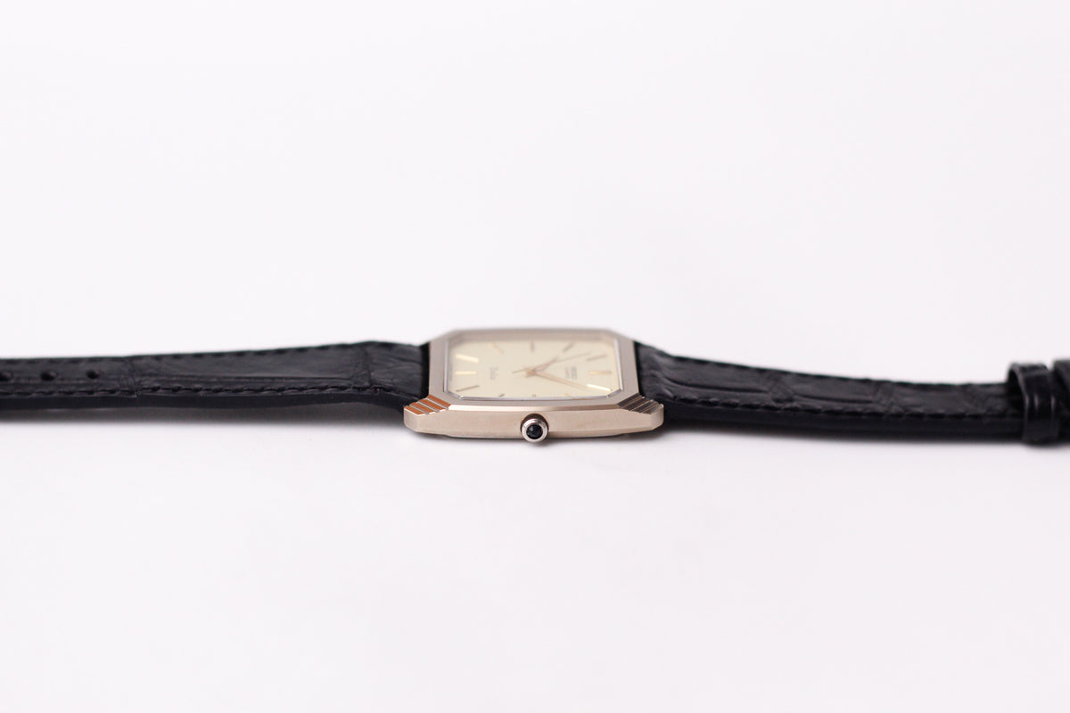 1982 Seiko Dolce Light Golden Dial Tungsten Case Men's Wrist-Watch