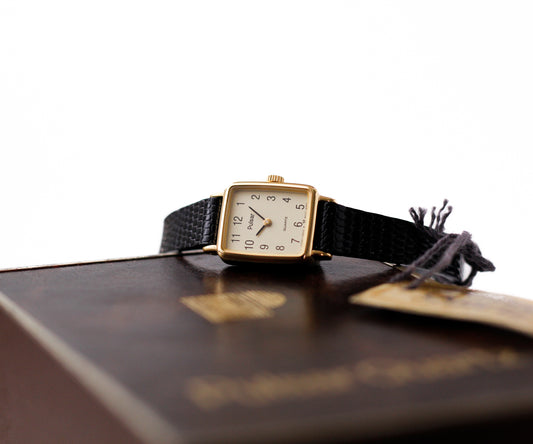 [New Old Stock] 1986 Pulsar Quartz Light Golden Dial Ladies' Wrist-Watch W/Box & Tag