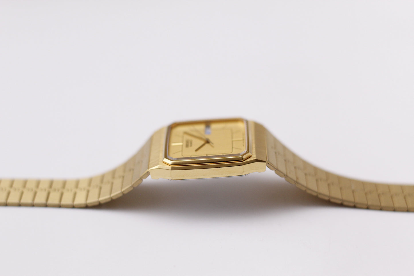 [Near Mint] 1992 Seiko Quartz Golden TV Dial Men's Wrist-Watch