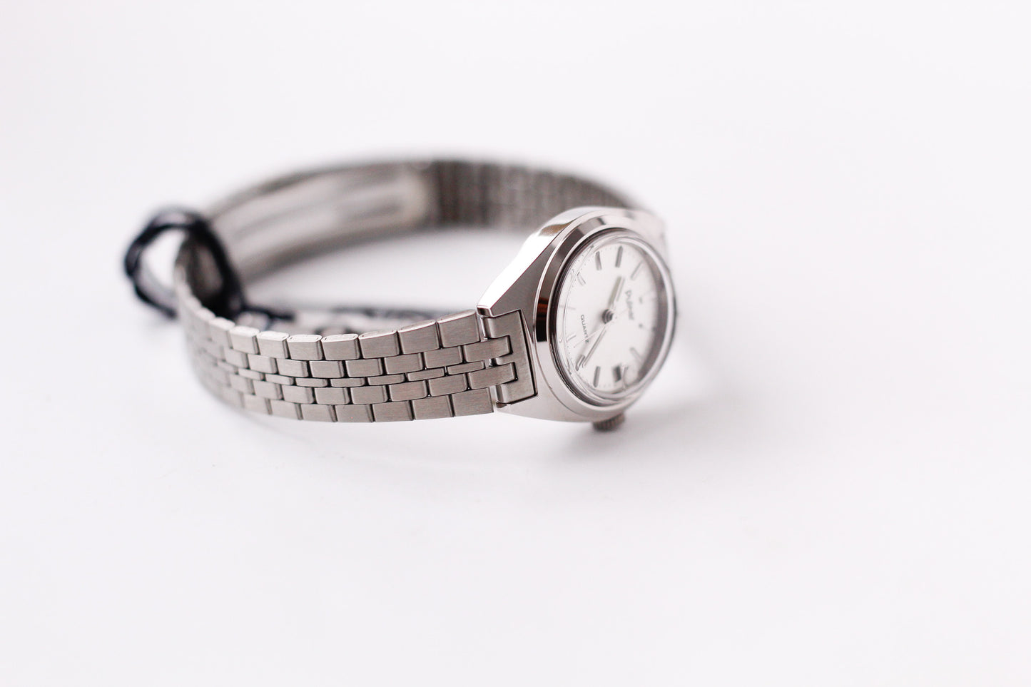 [New Old Stock] 1992 Pulsar Quartz Silver Linen Dial Ladies' Wrist-Watch W/Box & Tag