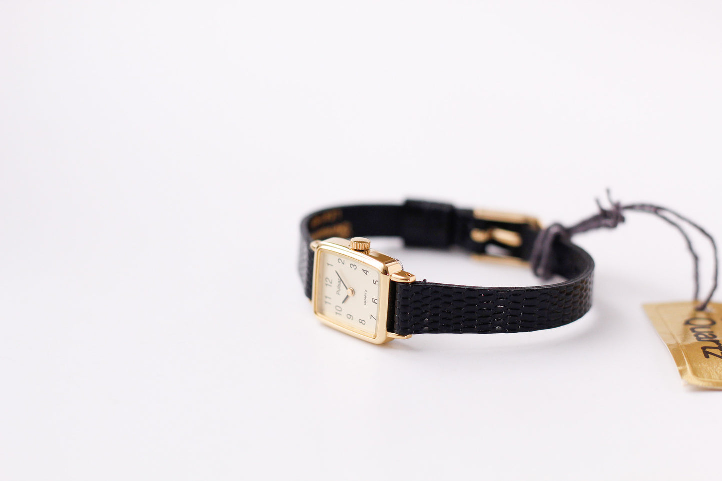 [New Old Stock] 1986 Pulsar Quartz Light Golden Dial Ladies' Wrist-Watch W/Box & Tag