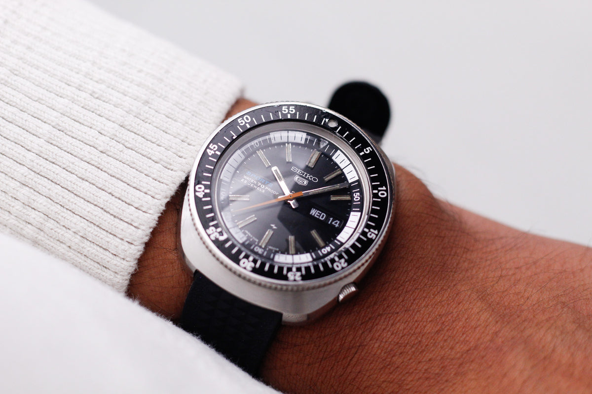 [Serviced] 1969 Seiko 5 'Double Hurricane' Matte Black Dial Men's Wrist-Watch