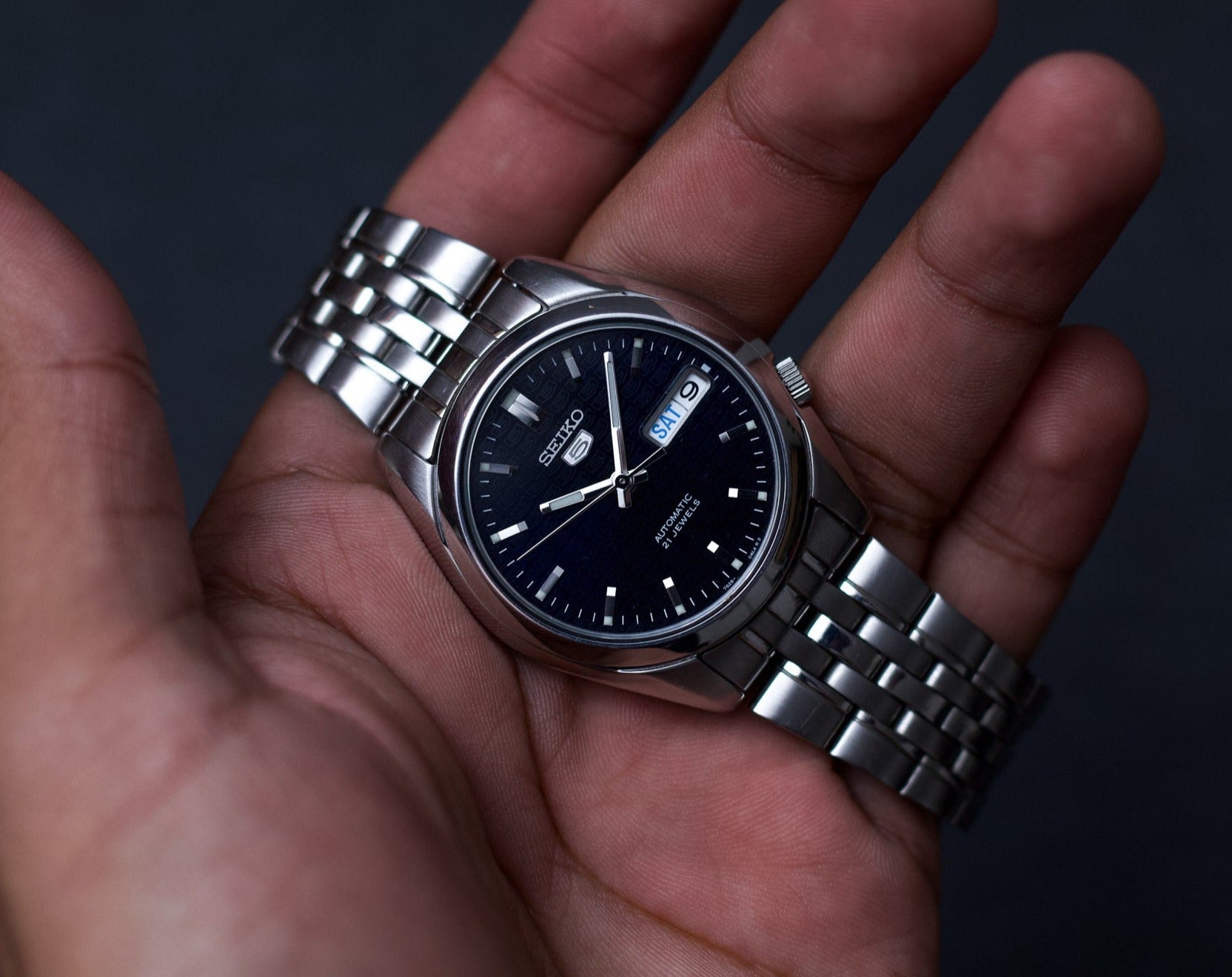 2000s Seiko 5 Navy Blue Ghost Logo Men's Wrist-Watch