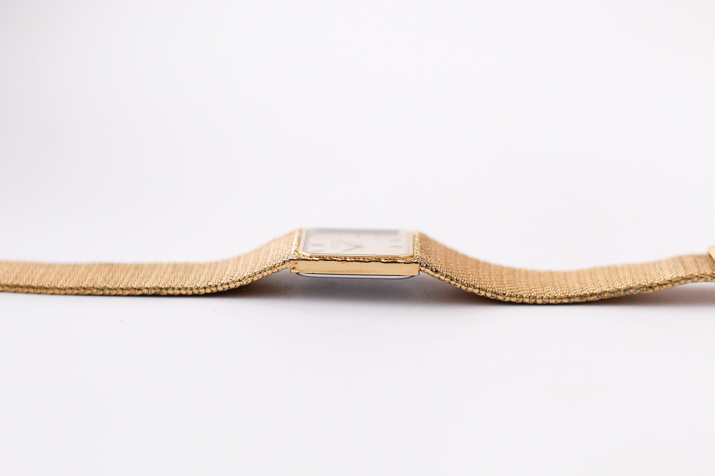 1984 Citizen Quartz Golden Washi Dial 'Golden Nugget' Case Men's Wrist-Watch W/Box