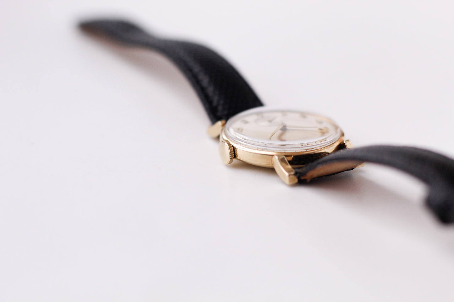 1950s Hamilton 'Neil' Mechanical Straight Grain Silver Dial 10K Filled Case Men's Wrist-Watch W/Box & Papers