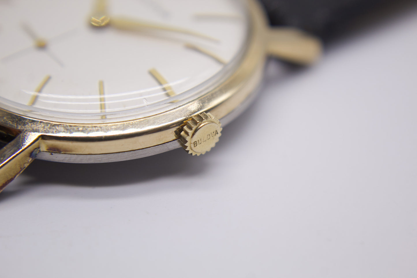1960 Bulova Mechanical 'Baby Calatrava' Cream White Dial Men's Wrist-Watch