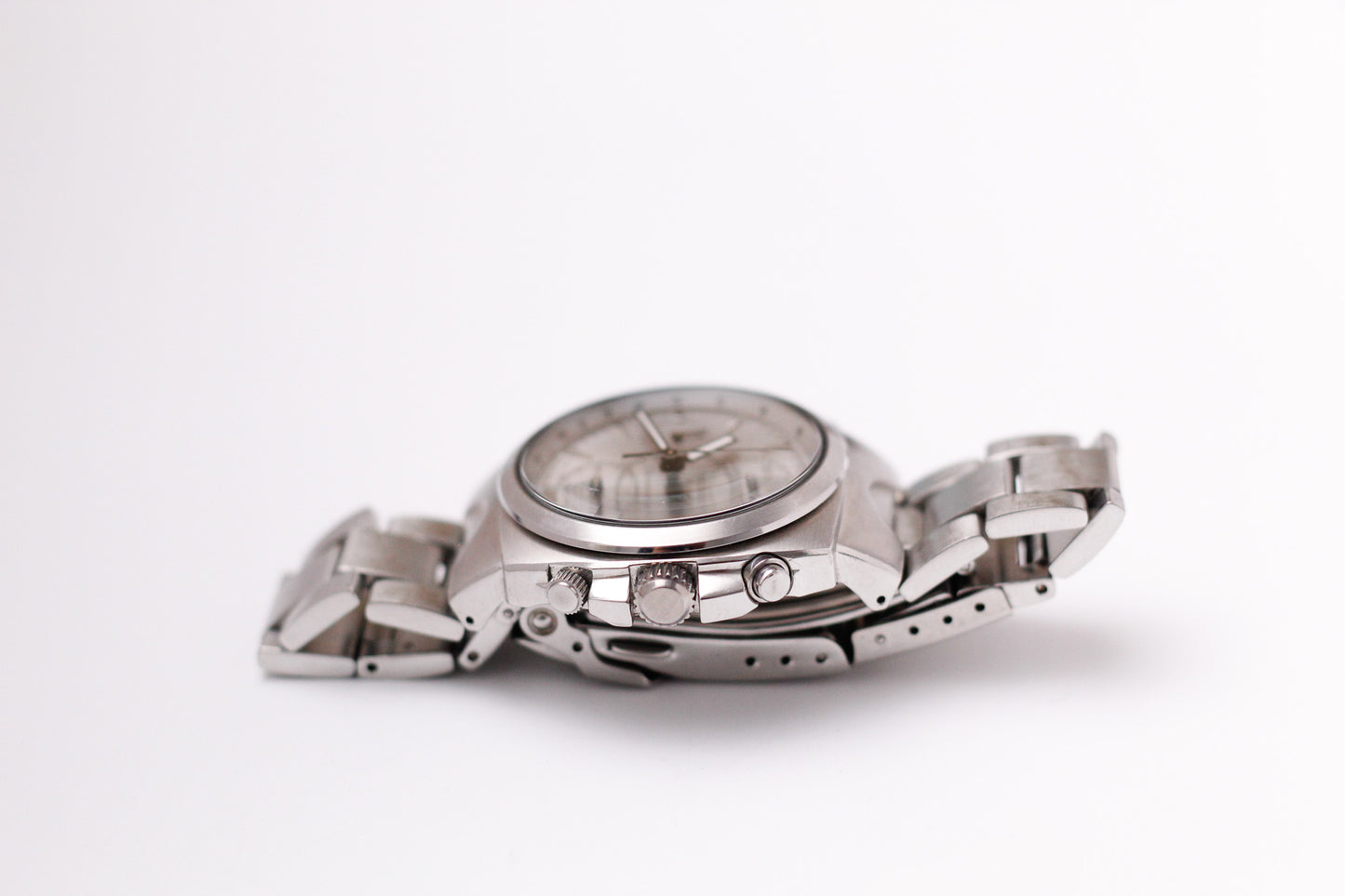 1996 Seiko Quartz Gray Sunburst Dial Chronograph-Alarm Men's Wrist-Watch