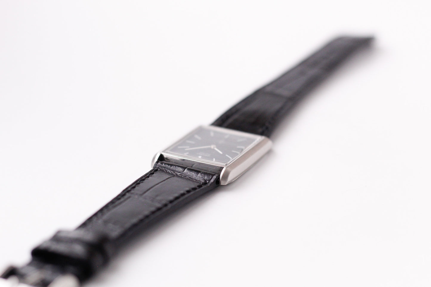 1977 Seiko Quartz Midnight Blue Dial Tank Men's Wrist-Watch