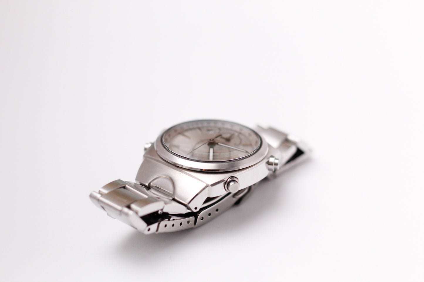 1996 Seiko Quartz Gray Sunburst Dial Chronograph-Alarm Men's Wrist-Watch