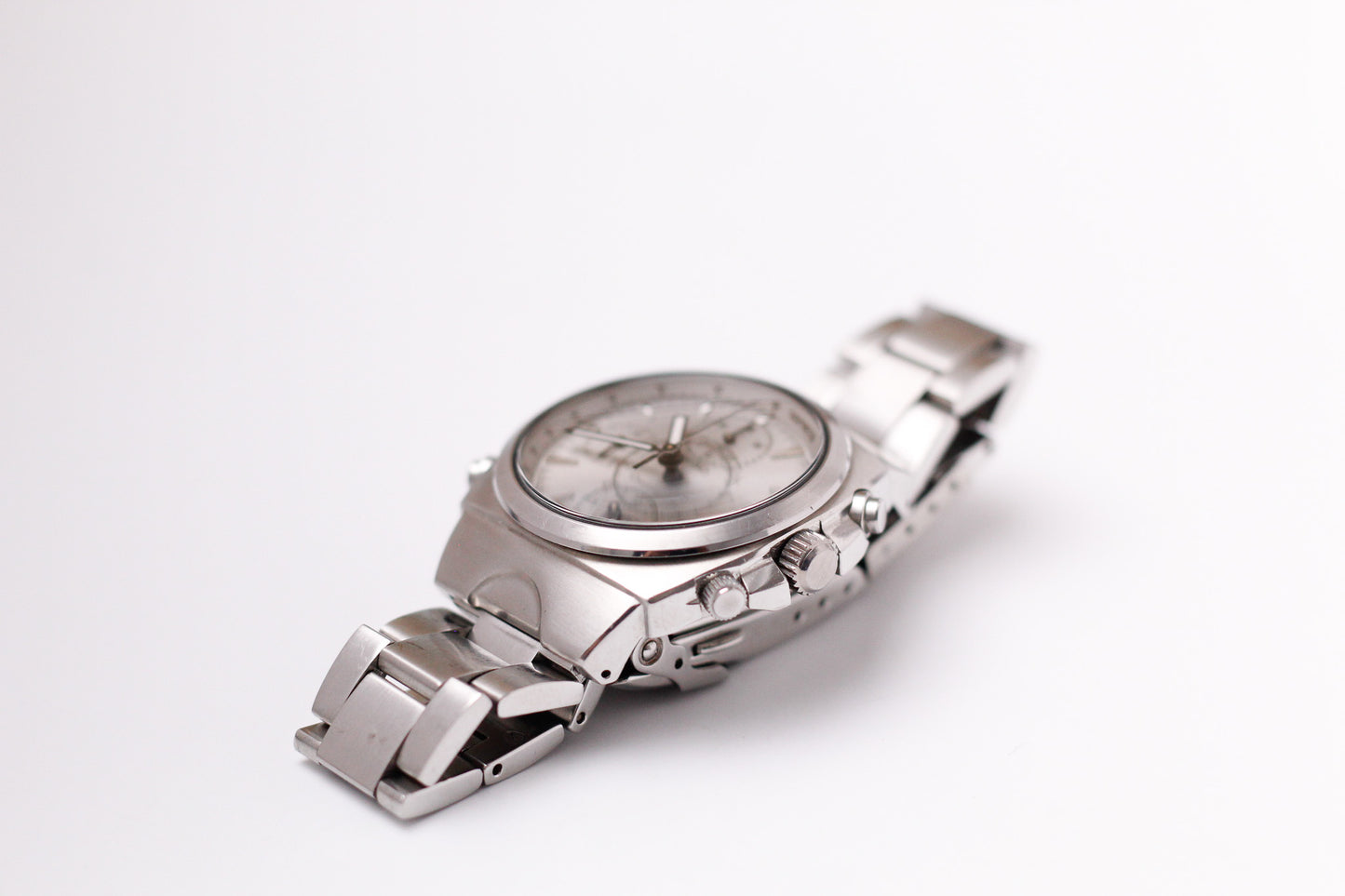 1996 Seiko Quartz Gray Sunburst Dial Chronograph-Alarm Men's Wrist-Watch