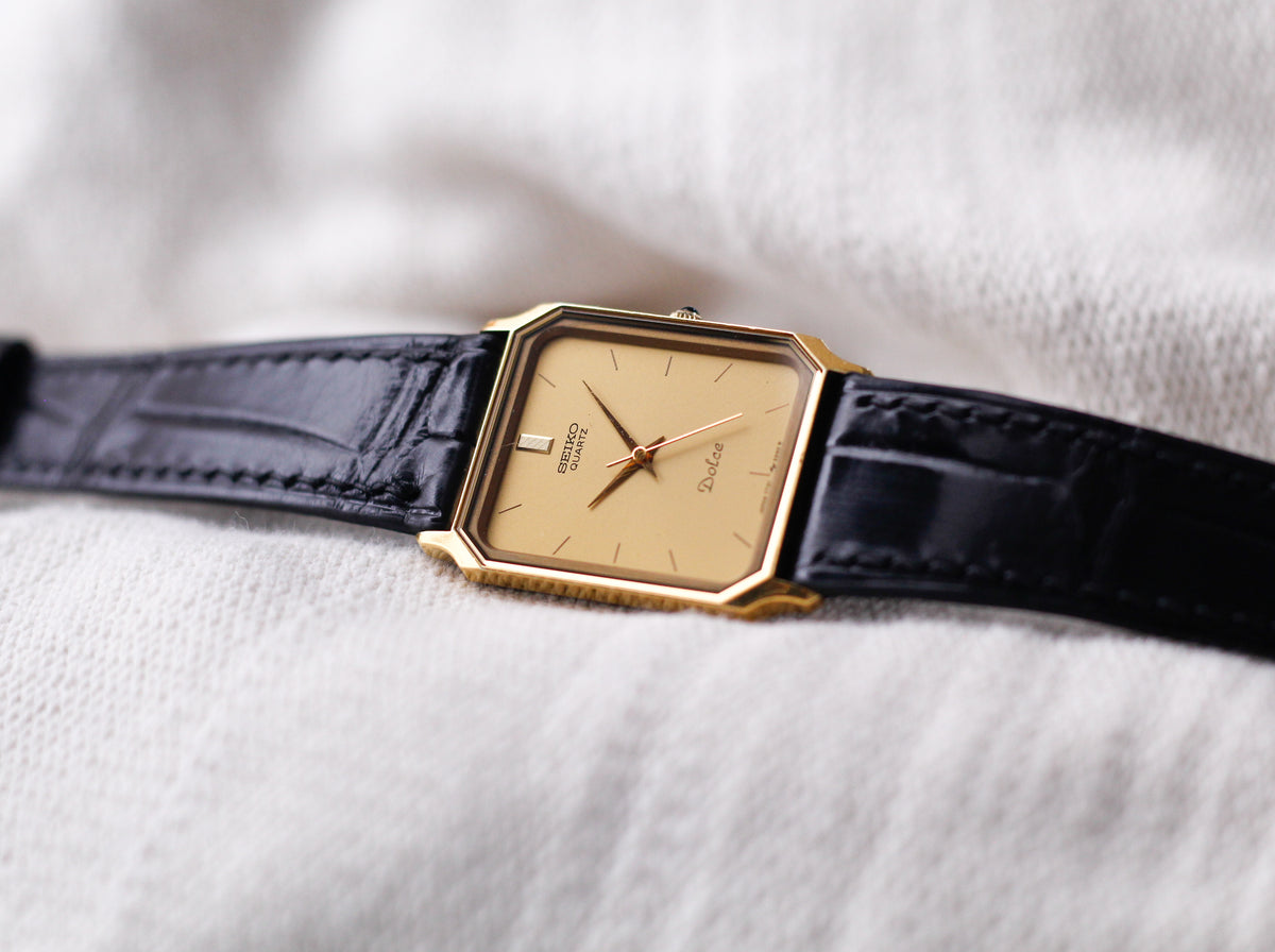 1986 Seiko Dolce Quartz Radiant Golden Sunburst Dial Men's Wrist-Watch