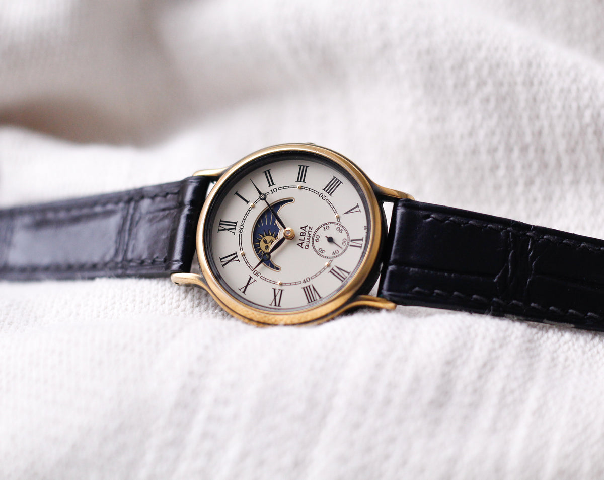 1998 Seiko Alba Quartz Light Golden Moonphase Dial Men's Wrist-Watch