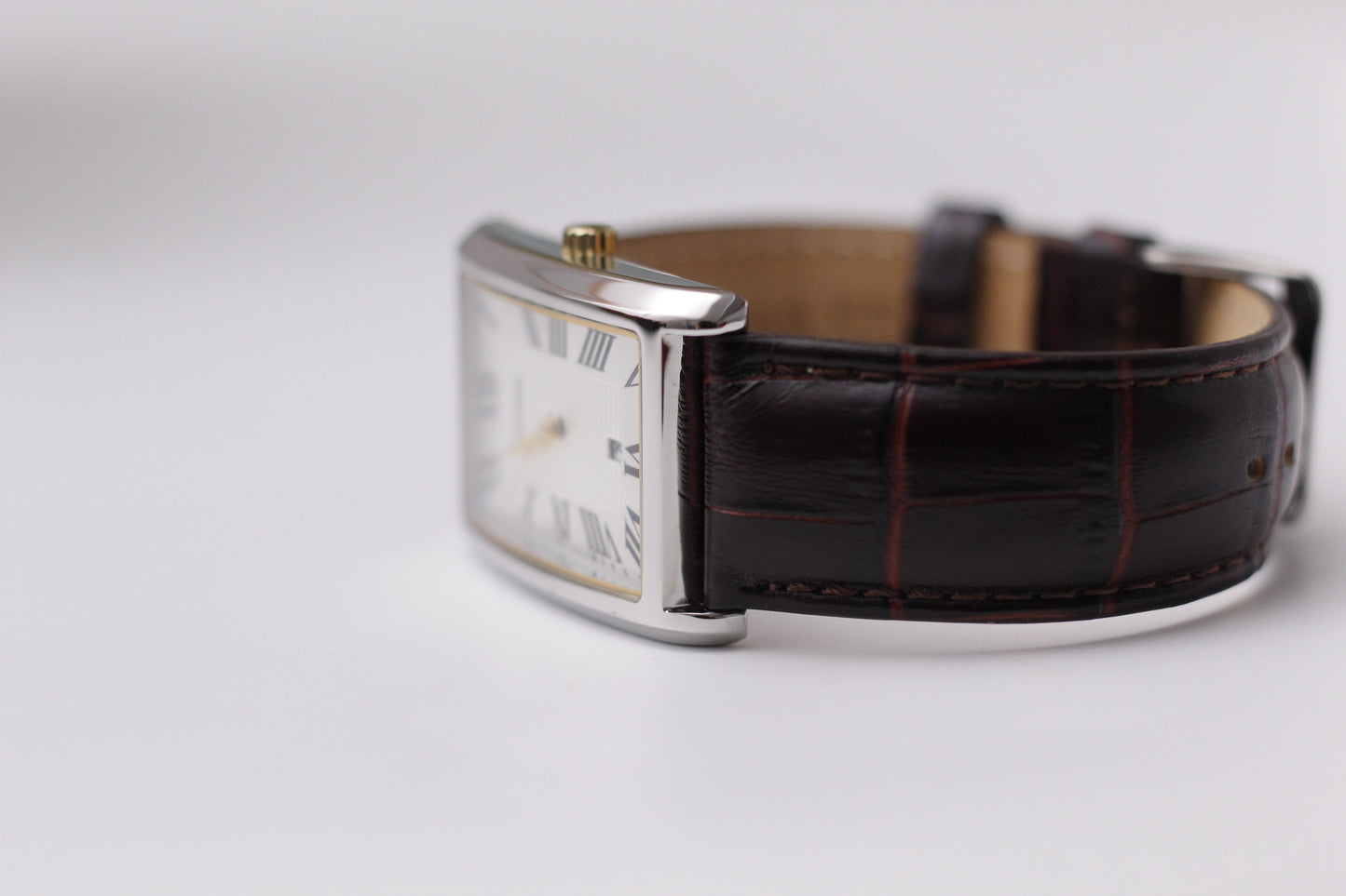 [Near Mint] 2015 Pulsar Quartz Tank Textured Roman Dial Men's Wrist-Watch W/Box & Papers