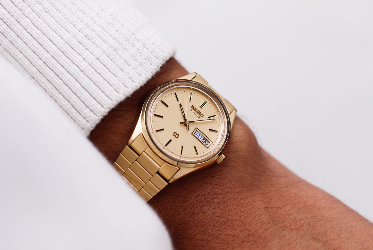 [Near Mint] 1985 Seiko SQ Quartz Straight Grain Golden Dial Men's Wrist-Watch W/Box & Papers