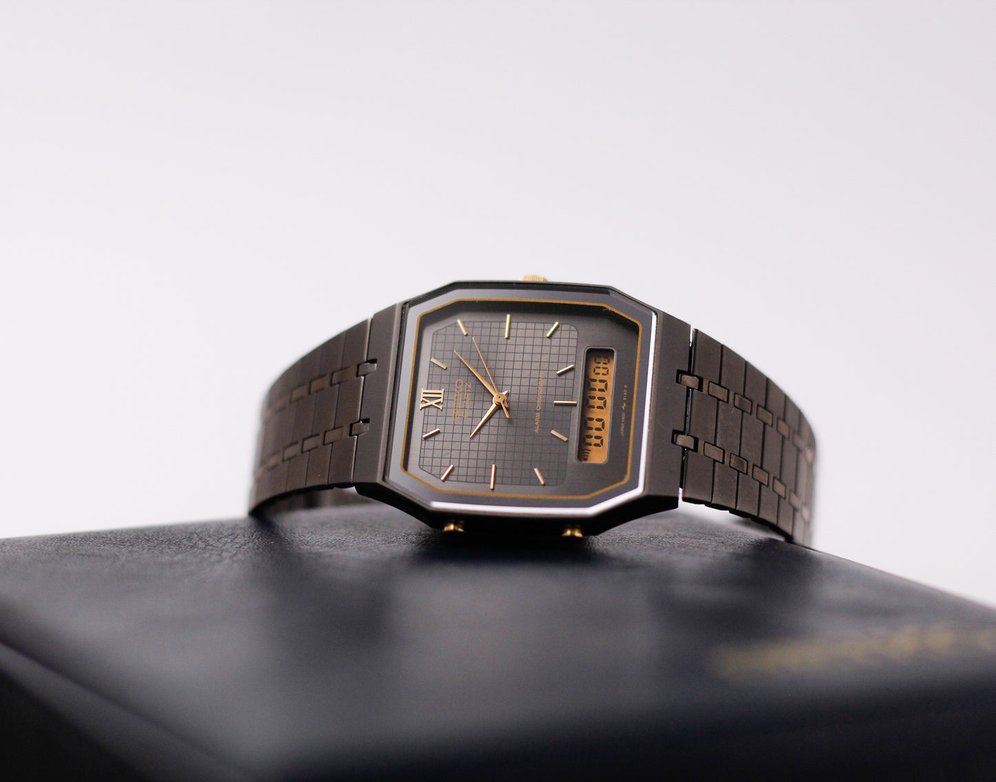 1989 Seiko Ana-Digi Gray Sunburst Dial Men's Wrist-Watch W/Box