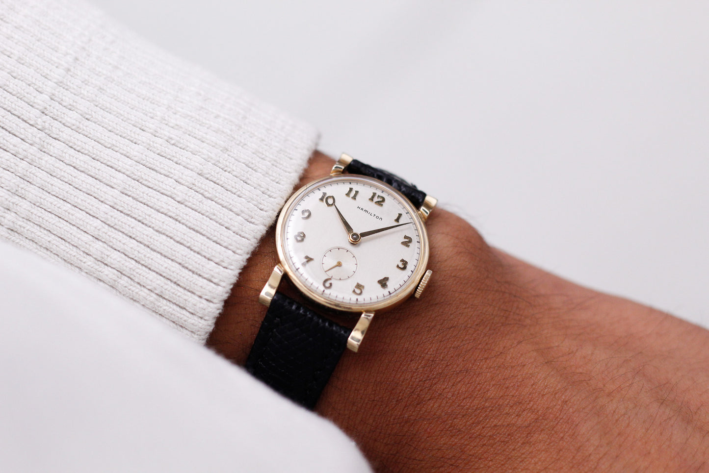 1950s Hamilton 'Neil' Mechanical Straight Grain Silver Dial 10K Filled Case Men's Wrist-Watch W/Box & Papers