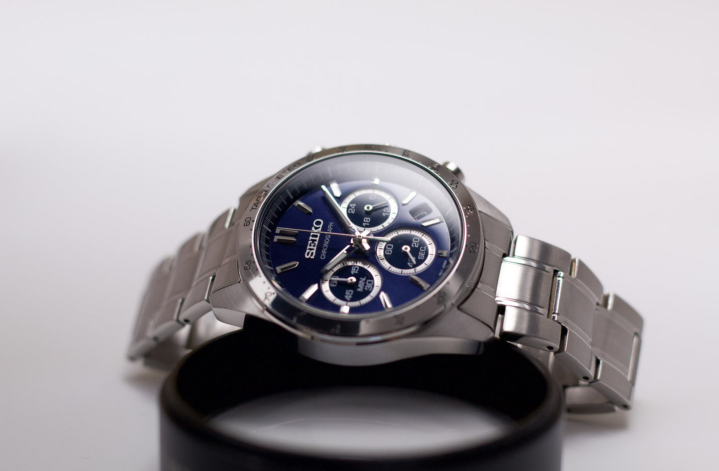 2009 Seiko Quartz Marine Blue Chronograph Men's Wrist-Watch