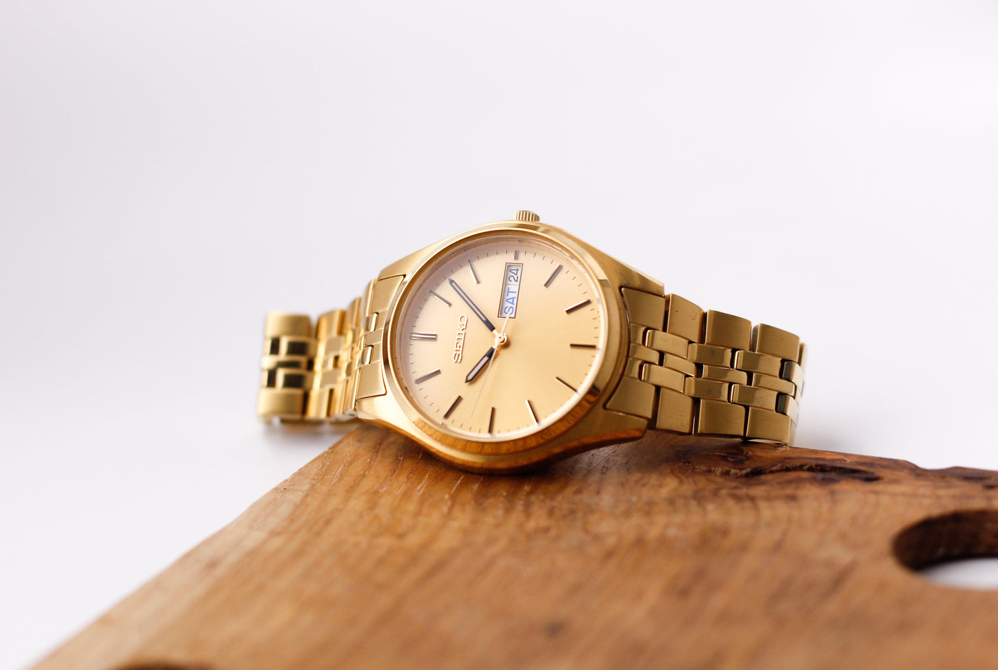 2012 Seiko Quartz Golden Sunburst Dial Men's Wrist-Watch