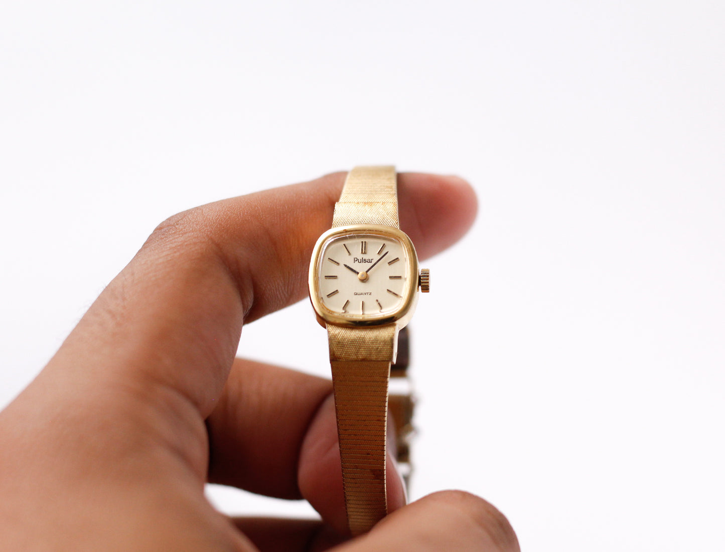 1984 Pulsar Quartz Straight Grain Golden Dial Ladies' Wrist-Watch