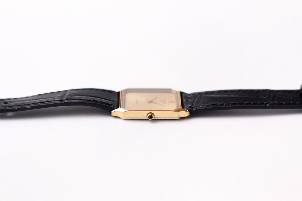 1986 Seiko Dolce Quartz Radiant Golden Sunburst Dial Men's Wrist-Watch