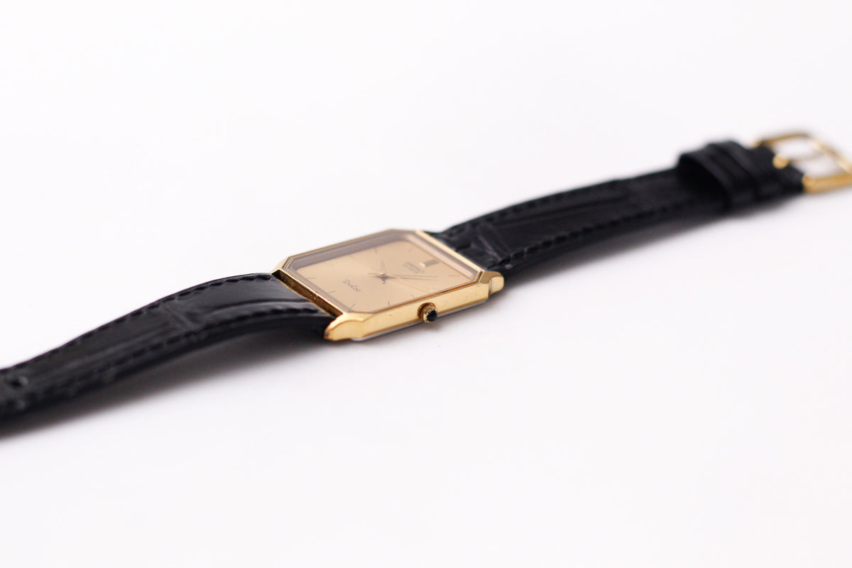 1986 Seiko Dolce Quartz Radiant Golden Sunburst Dial Men's Wrist-Watch