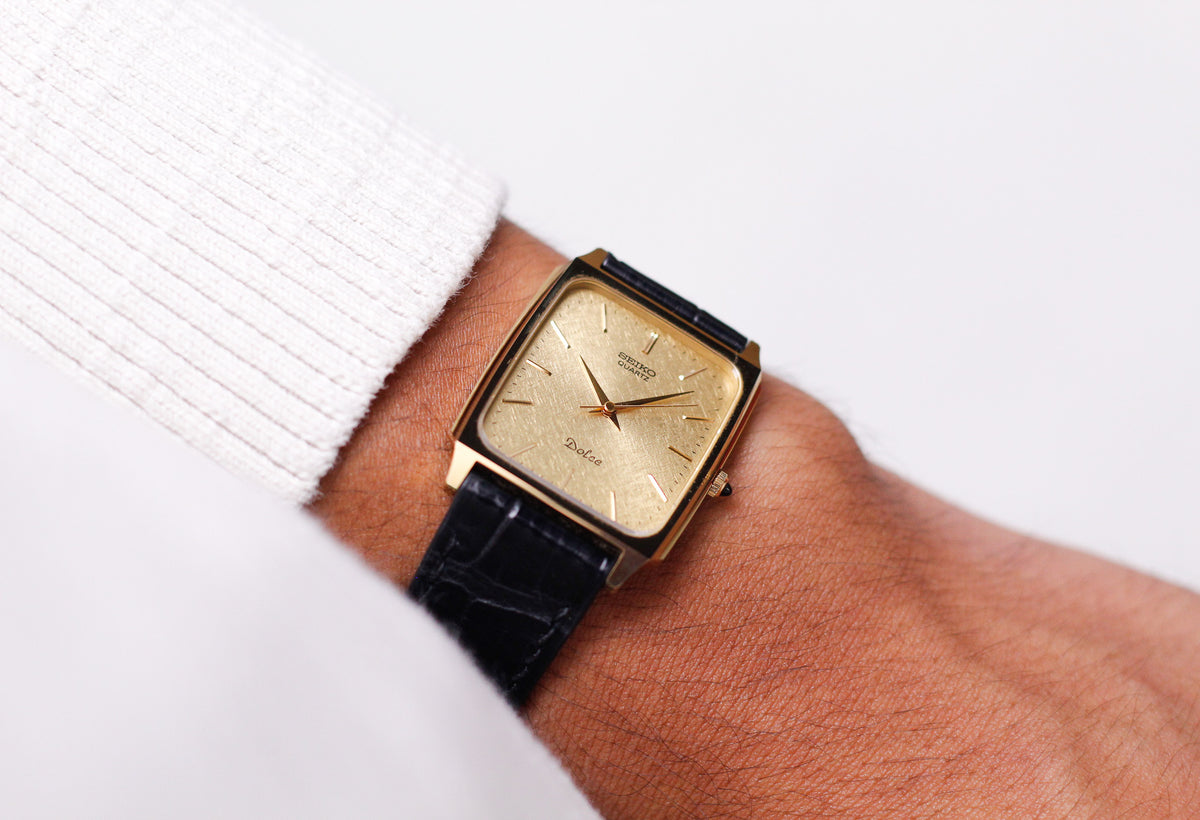 1985 Seiko Dolce Quartz Vibrant Golden Snowflake Dial Men's Wrist-Watch