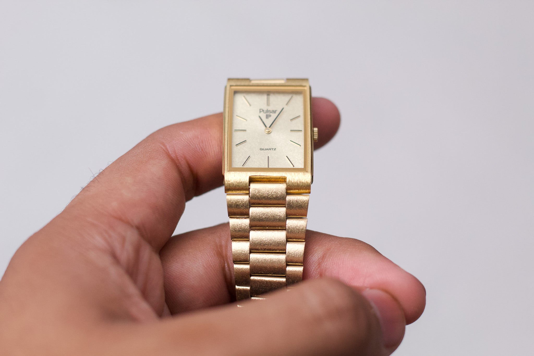 1996 Pulsar Quartz Frosted Golden Dial Men's Wrist-Watch W/Box