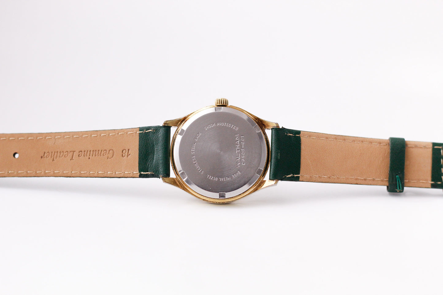 [Serviced] 1970s Waltham Mechanical Straight Grain Silver Dial Men's Wrist-Watch