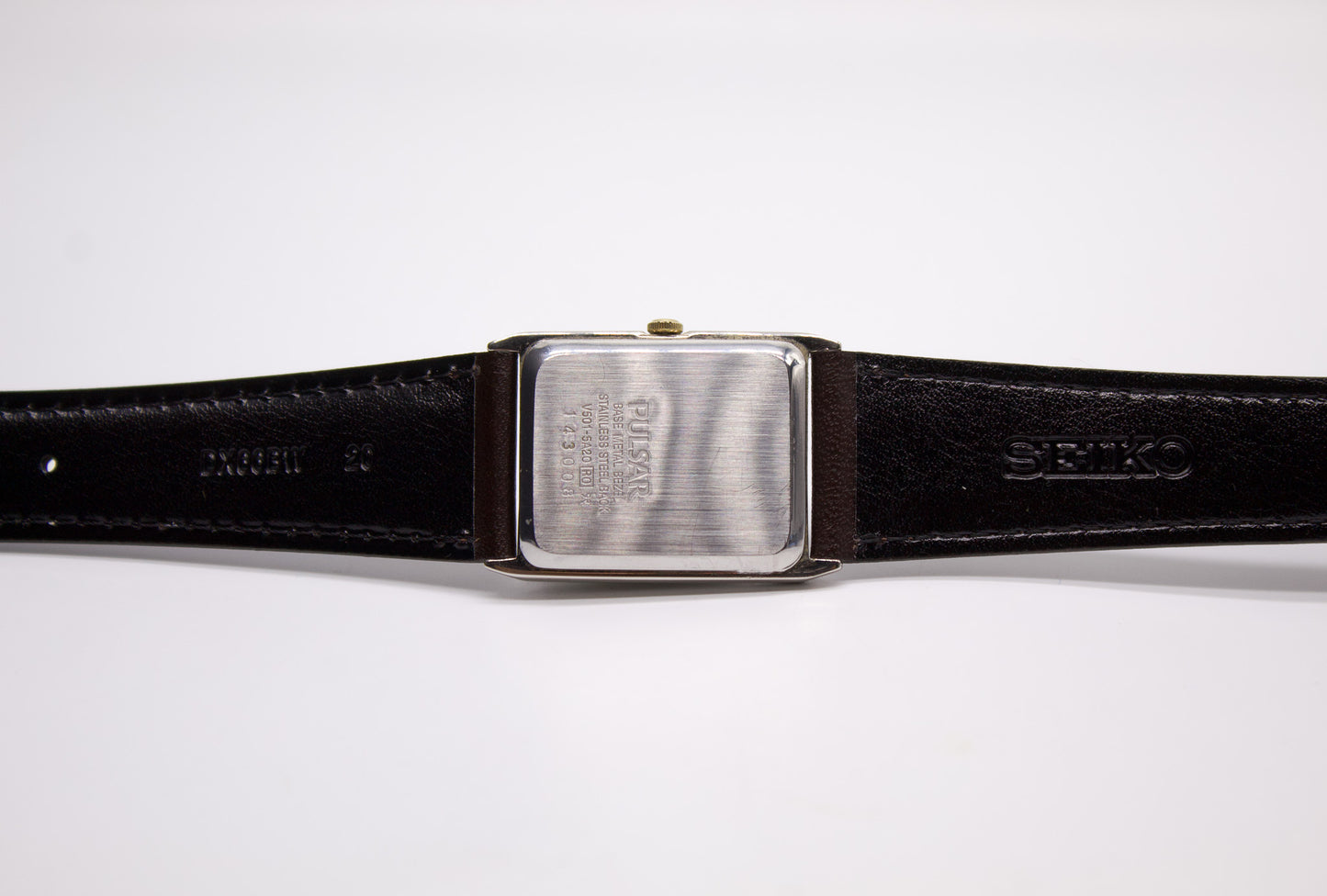2001 Pulsar Quartz Light Gray Dial Men's Wrist-Watch