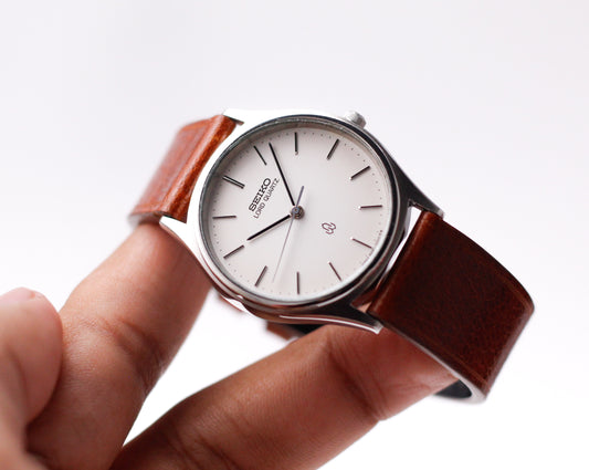 1979 Seiko Lord Quartz Straight Grain Silver Dial Men's Wrist-Watch