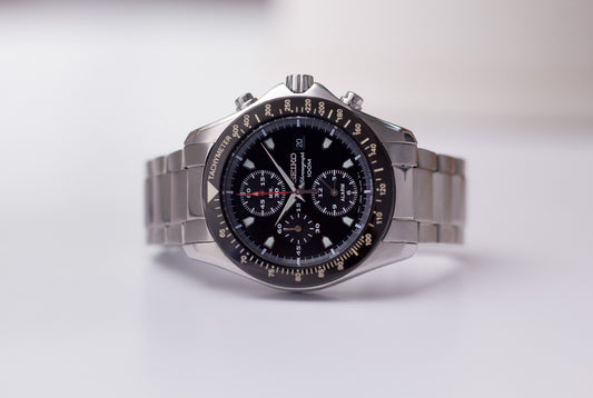 2008 Seiko Quartz Chronograph-Alarm Inky Black Dial Men's Wrist-Watch