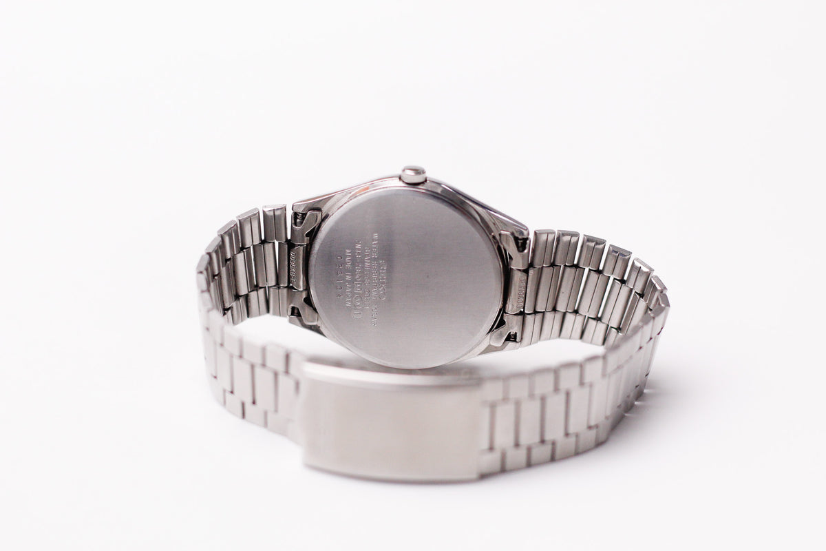 2000 Seiko Spirit Silver Quartz Men's Wrist-Watch
