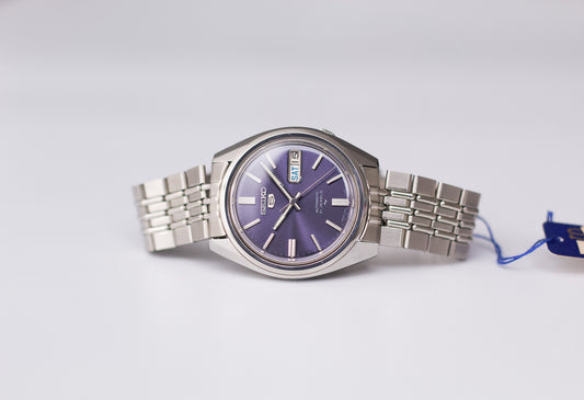 [New Old Stock] 1977 Seiko 5 Lavender Dial 'Baby King Seiko' Men's Wrist-Watch