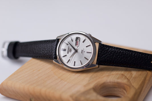 [Serviced] 1967 Seiko 5 DX Silver Sunburst Dial Men's Wrist Watch