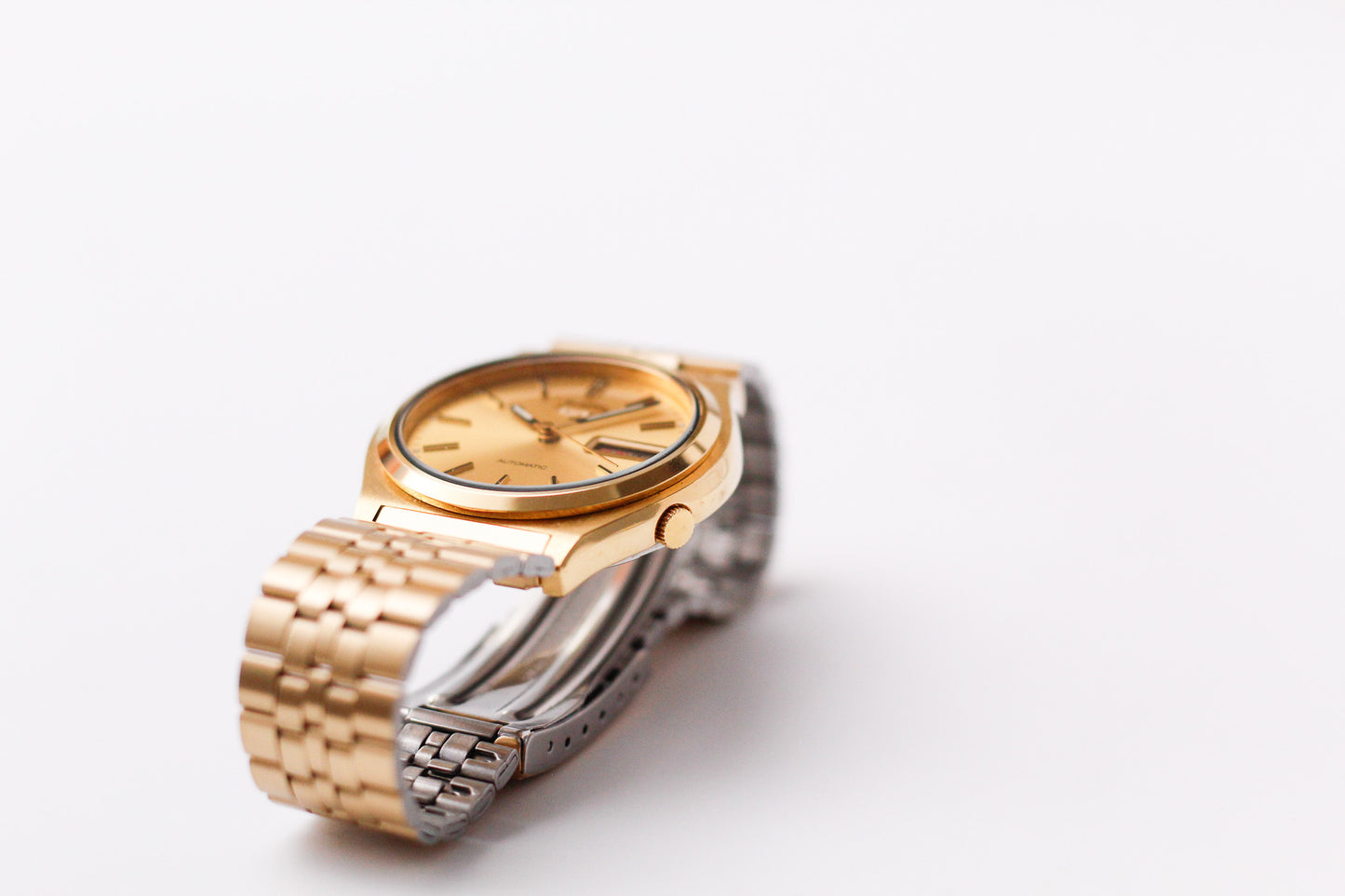 1988 Seiko 5 Automatic Golden Sunburst Dial Men's Wrist-Watch