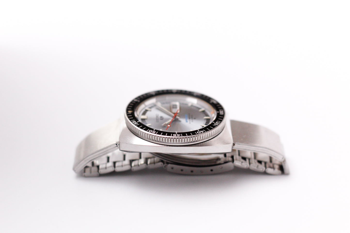 1968 Seiko 5 Sports Metallic Blue Sunburst Dial Men's Wrist-Watch