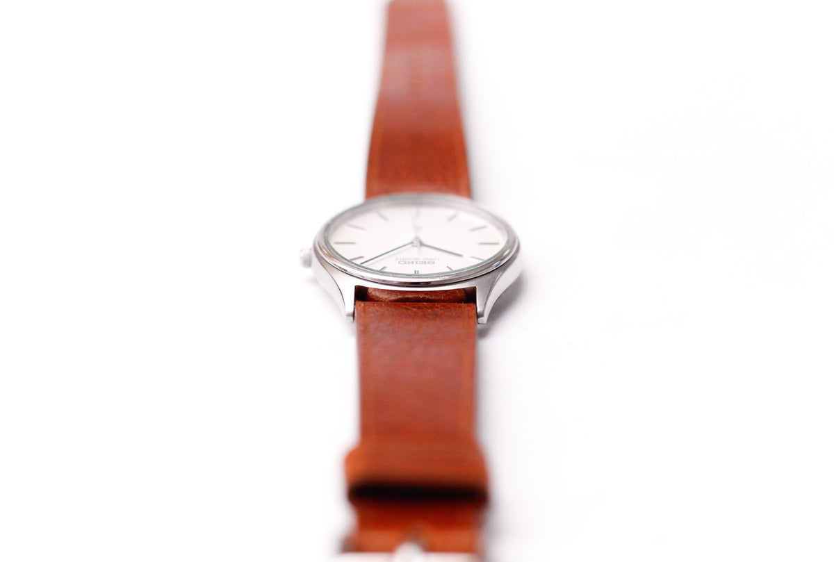 1979 Seiko Lord Quartz Straight Grain Silver Dial Men's Wrist-Watch