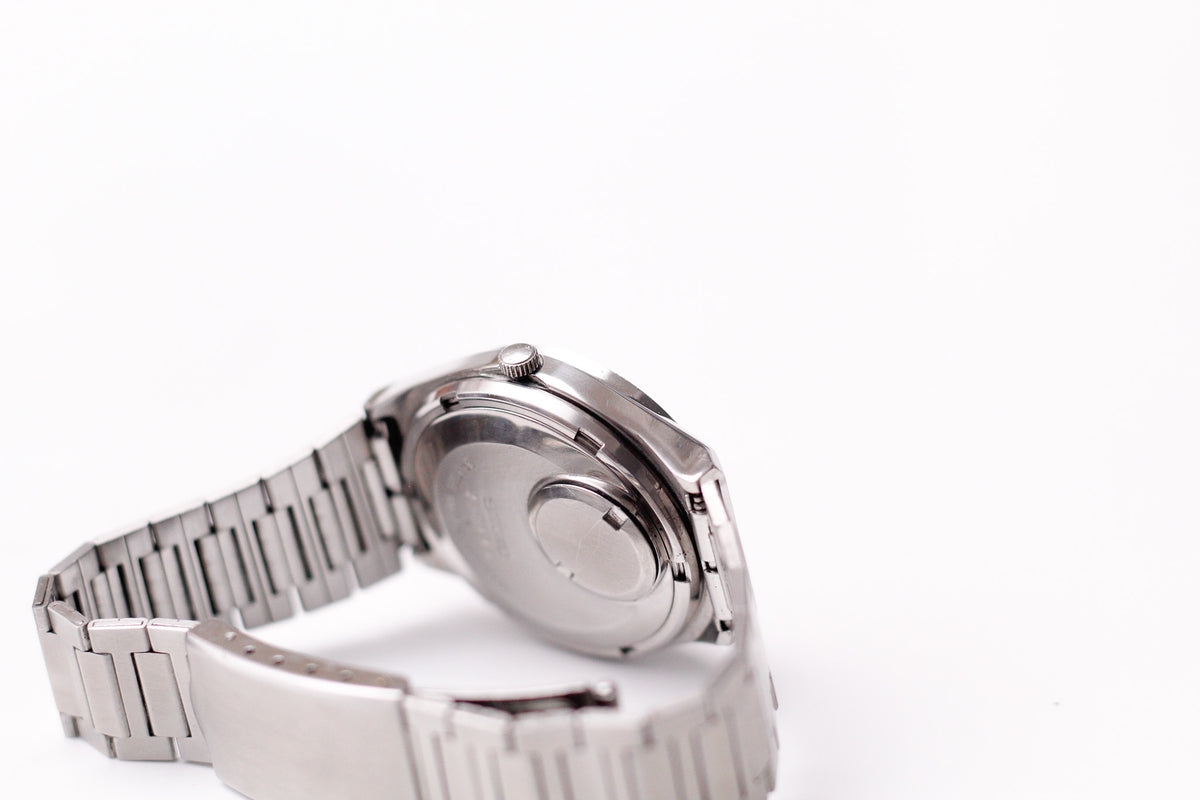 1974 Seiko Quartz QT Straight Grain Silver Dial Men's Wrist-Watch