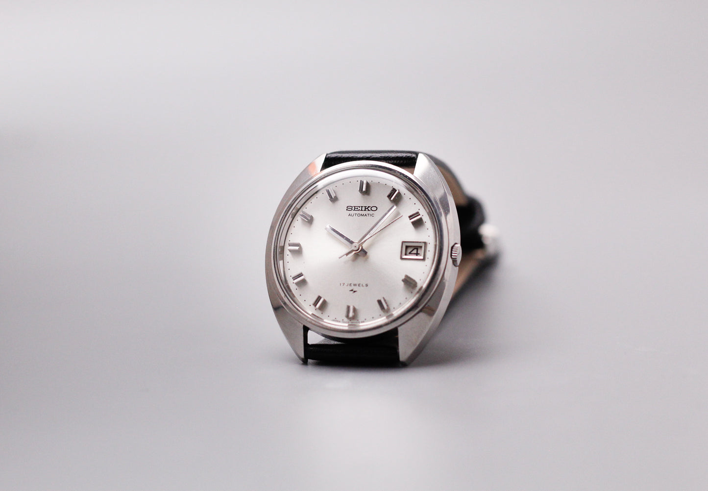 [Serviced] 1970 Seiko Automatic Silver Sunburst Dial Men's Wrist-Watch