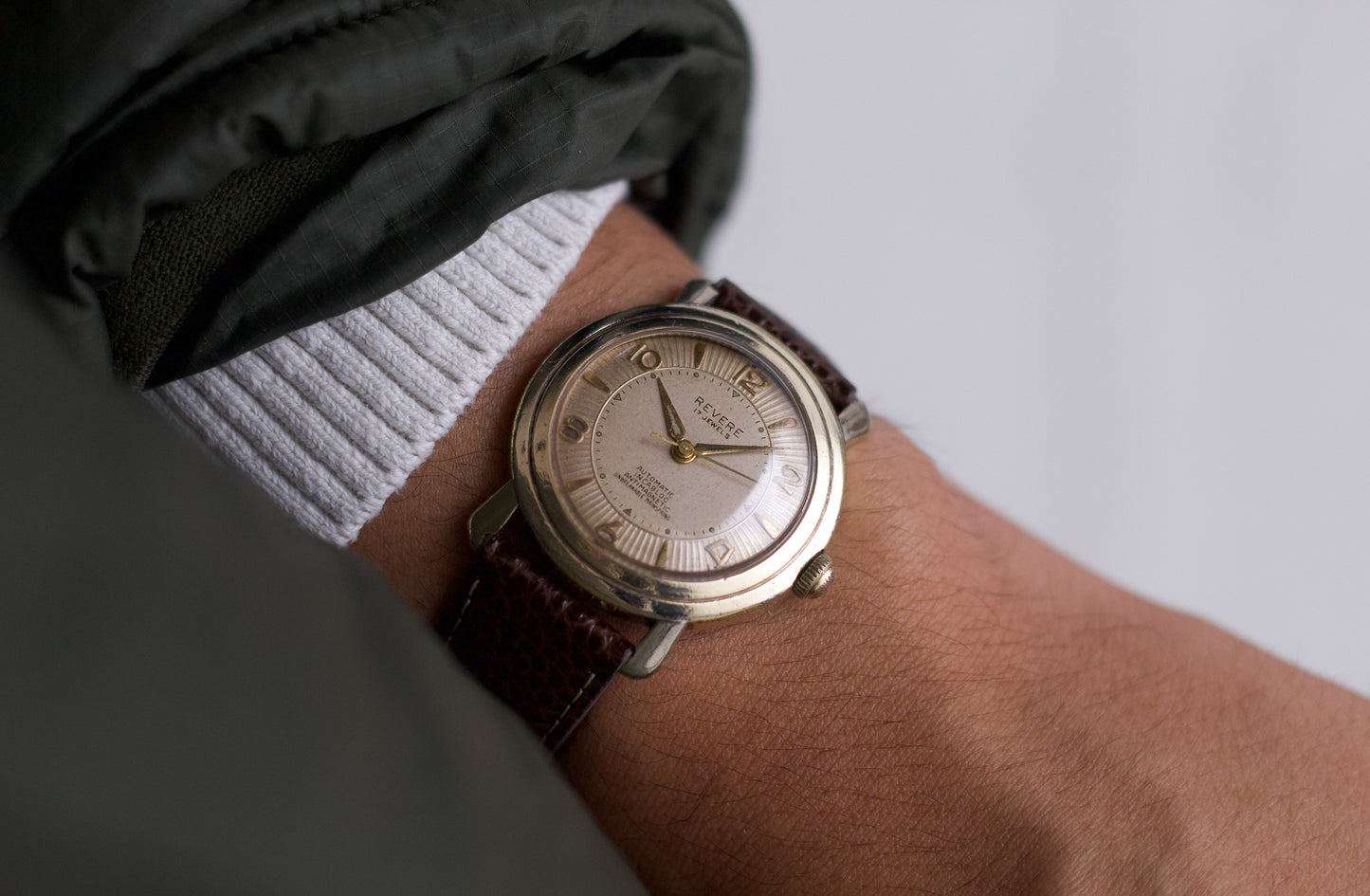 [Serviced] 1960s Revere Automatic Aged Golden Dial Men's Wrist-Watch