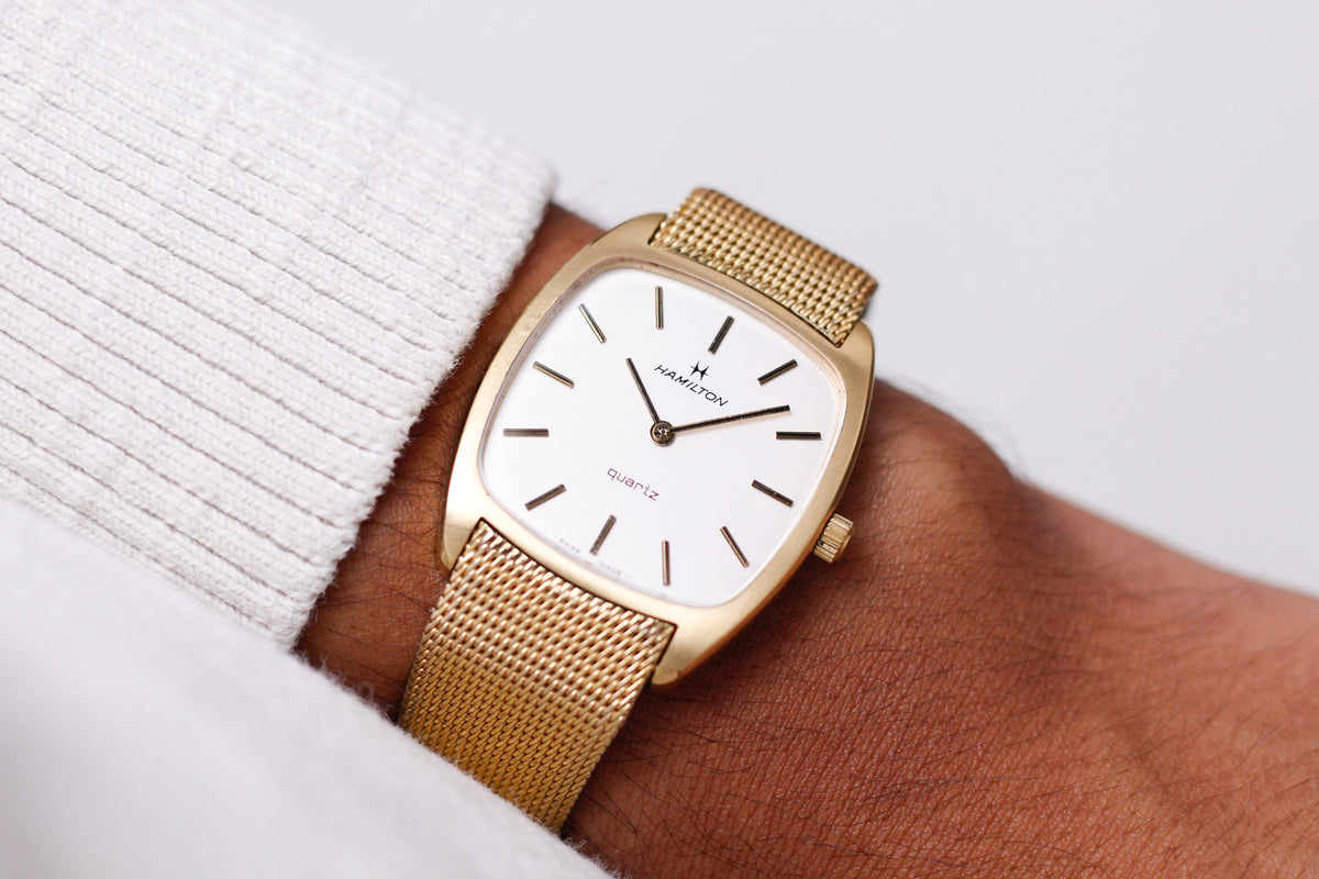 1978 Hamilton Quartz Straight Grain Silver Dial Men's Wrist-Watch Full-Set