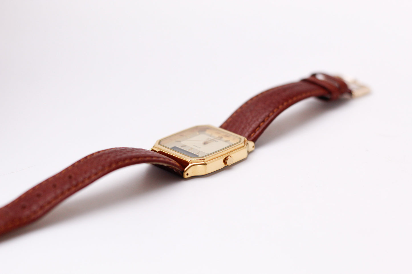2001 Pulsar Quartz Ana-Digi Straight Grain Golden Dial Men's Wrist-Watch