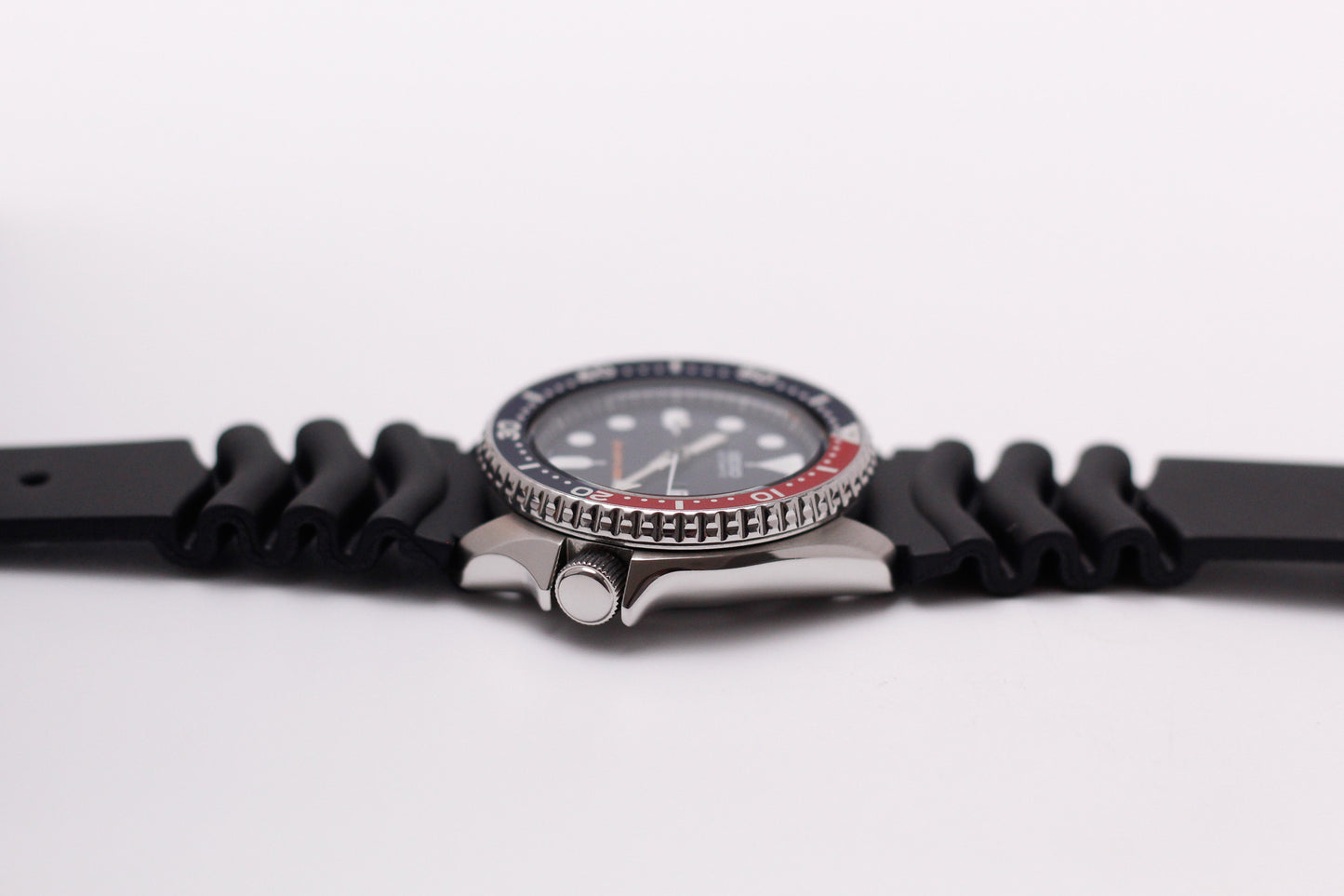 [Serviced] Seiko SKX009 Midnight Blue Dial Men's Wrist-Watch