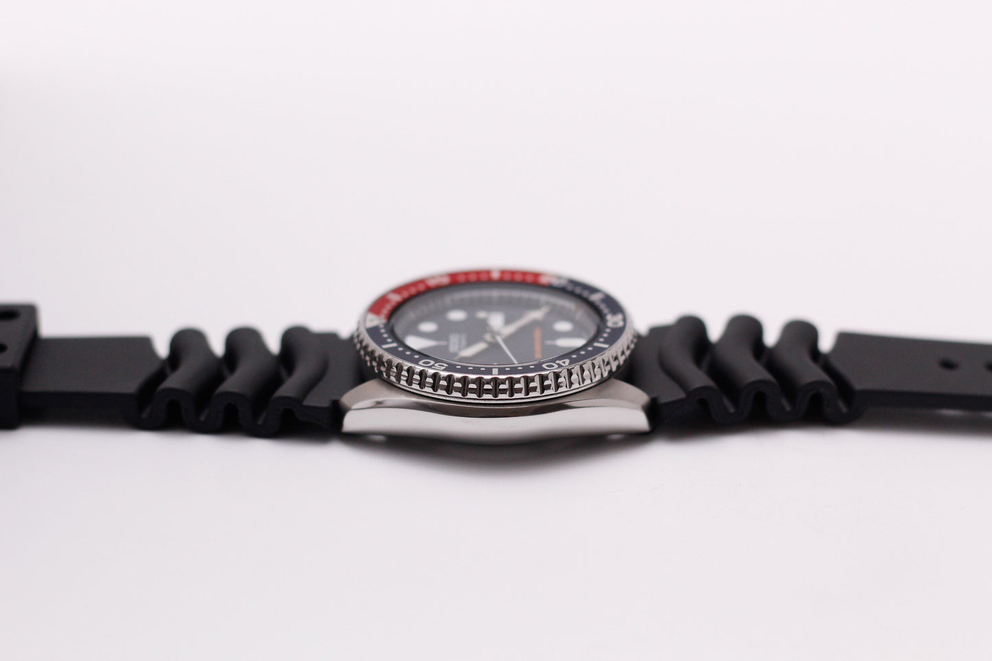 [Serviced] Seiko SKX009 Midnight Blue Dial Men's Wrist-Watch