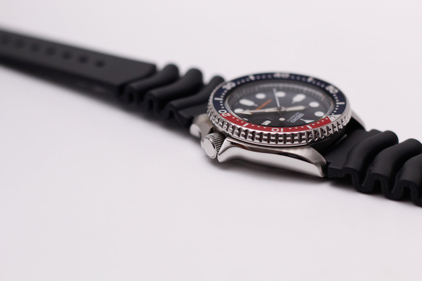 [Serviced] Seiko SKX009 Midnight Blue Dial Men's Wrist-Watch
