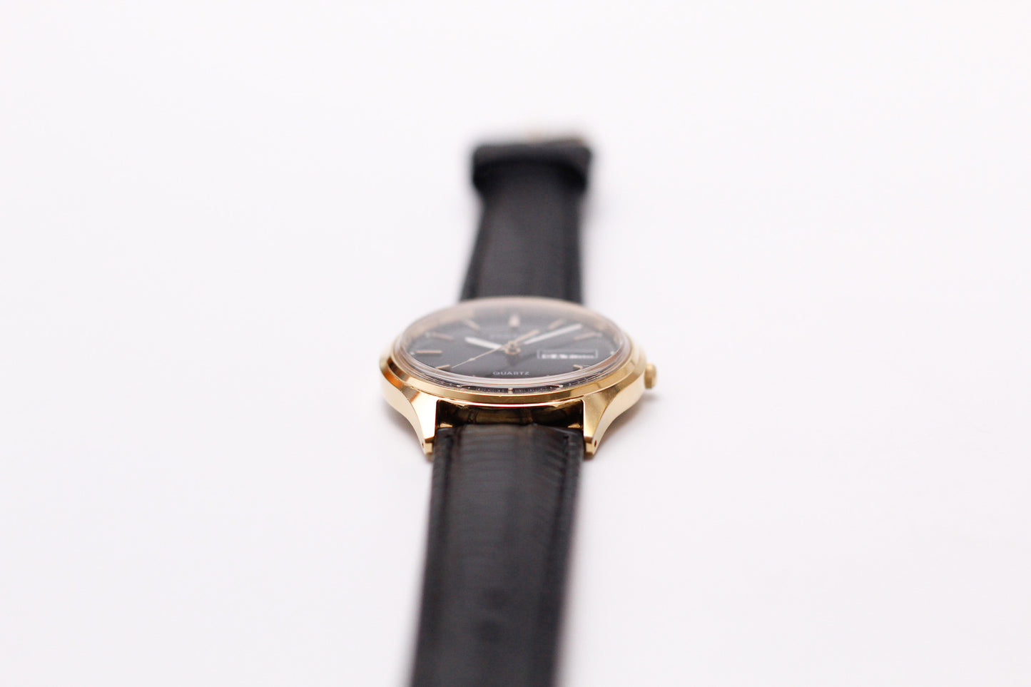 1994 Pulsar Quartz Inky Black Dial Men's Wrist-Watch W/Box & Papers