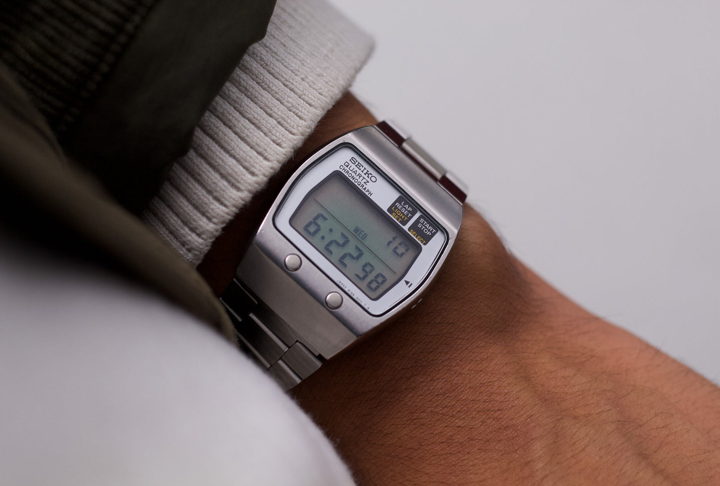 1977 Seiko Quartz Digital Chronograph Day-Date Men's Wrist-Watch