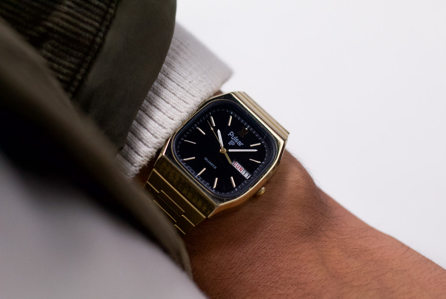 1996 Pulsar Quartz Inky Black Dial Men's Wrist-Watch